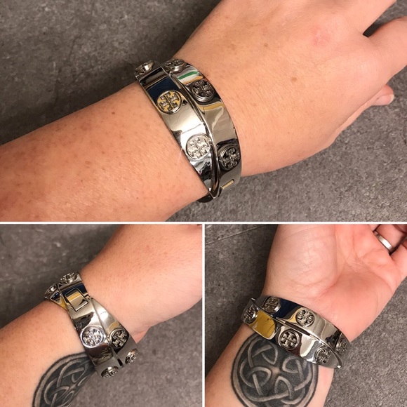Tory Burch Double Wrap Logo Stud Bracelet - Picture 4 of 4